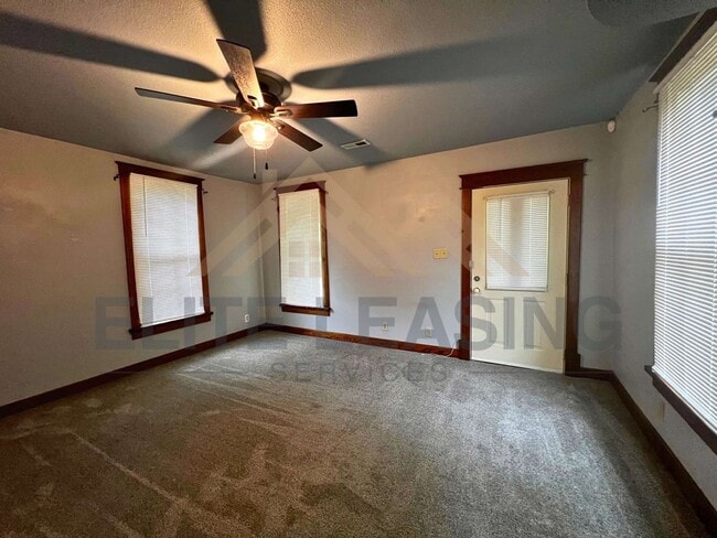 424 SW Fillmore St in Topeka, KS - Building Photo - Building Photo