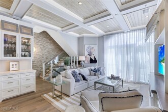 510 2nd St S in Naples, FL - Building Photo - Building Photo