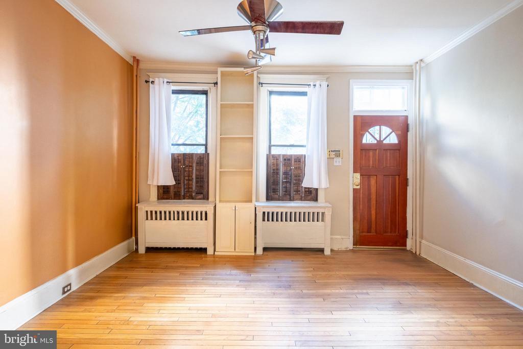606 S Delhi St in Philadelphia, PA - Building Photo