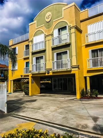 437 SW 7th St-Unit -206 in Miami, FL - Building Photo