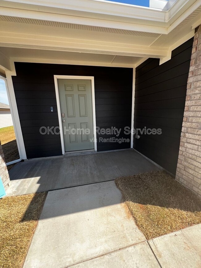 14224 Trickling Wy in Yukon, OK - Building Photo - Building Photo