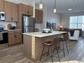 Argenta Townhomes in Inver Grove Heights, MN - Foto de edificio - Building Photo