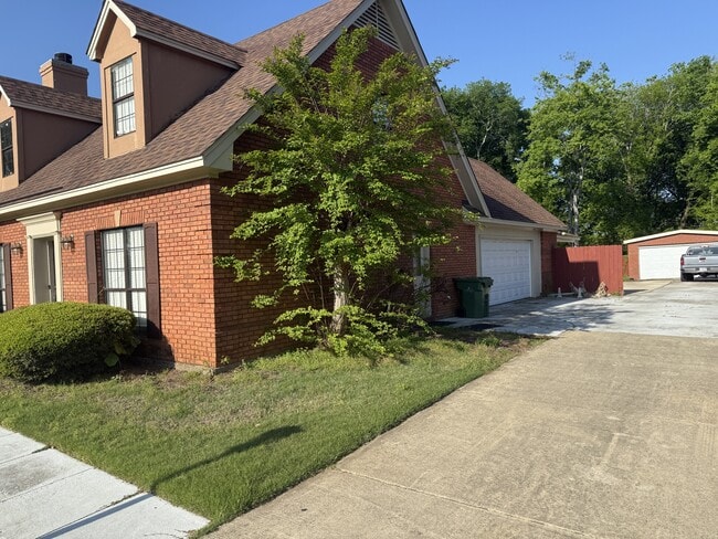 1518 Worthing Rd in Montgomery, AL - Building Photo - Building Photo