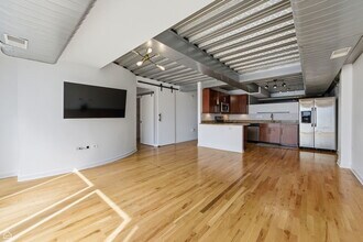 1910 S Indiana Ave in Chicago, IL - Building Photo - Building Photo