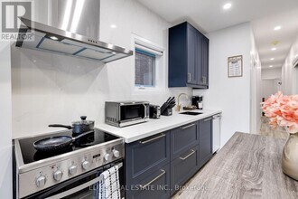147 Lansdowne Ave in Toronto, ON - Building Photo - Building Photo
