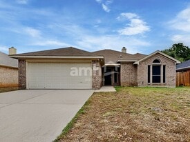 150 Adams Dr in Crowley, TX - Building Photo