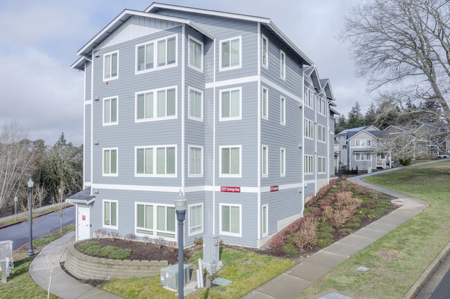 Landing at Harbor Pointe in Bremerton, WA - Building Photo - Building Photo