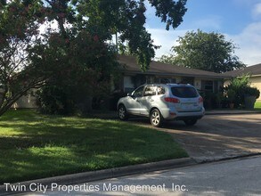 3602 Mahan St in Bryan, TX - Building Photo - Building Photo