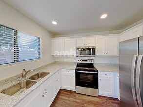 15009 W Sky Hawk Wy in Surprise, AZ - Building Photo - Building Photo