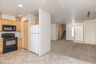 2737 Jason Loop in Richland, WA - Building Photo - Building Photo
