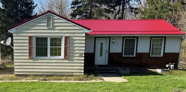 property at 533 E Main St