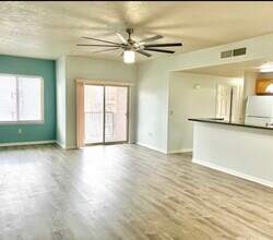 175 Albion Village Way, Unit 101 in Sandy, UT - Foto de edificio - Building Photo