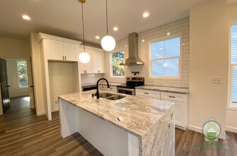 230 Maco Terrace in Greenville, SC - Foto de edificio - Building Photo