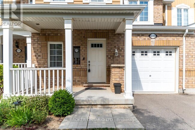 435 Cavanagh Ln in Milton, ON - Building Photo - Building Photo