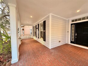 16215 Bridgecrossing Dr in Fish Hawk, FL - Building Photo - Building Photo