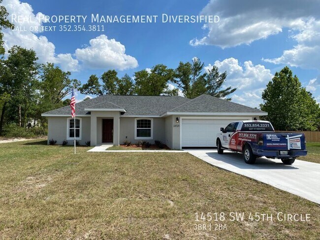property at 14518 SW 45th Cir