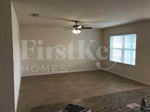 1013 NW 1st Ave in Cape Coral, FL - Building Photo - Building Photo