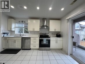 2538-2538 Pitt River Rd in Port Coquitlam, BC - Building Photo - Building Photo