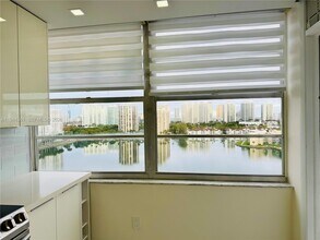 18041 Biscayne Blvd, Unit 1605 in Aventura, FL - Foto de edificio - Building Photo