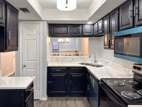 3635 Garden Brook Dr in Farmers Branch, TX - Building Photo - Building Photo