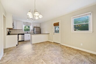 14 Hawthorne Dr in Durham, NC - Building Photo - Building Photo