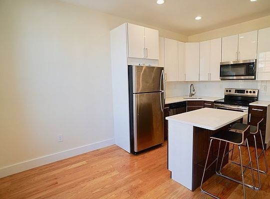 386 E 23rd St in Brooklyn, NY - Building Photo - Building Photo
