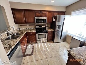 9436 Quail Ridge Dr in Las Vegas, NV - Building Photo - Building Photo