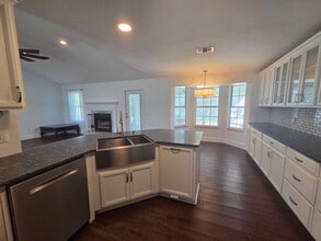 1303 Sutherland Ct in Lynn Haven, FL - Building Photo - Building Photo