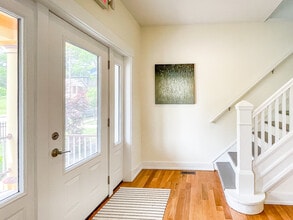 920 Grand Ave, Unit 1 in Cincinnati, OH - Foto de edificio - Building Photo