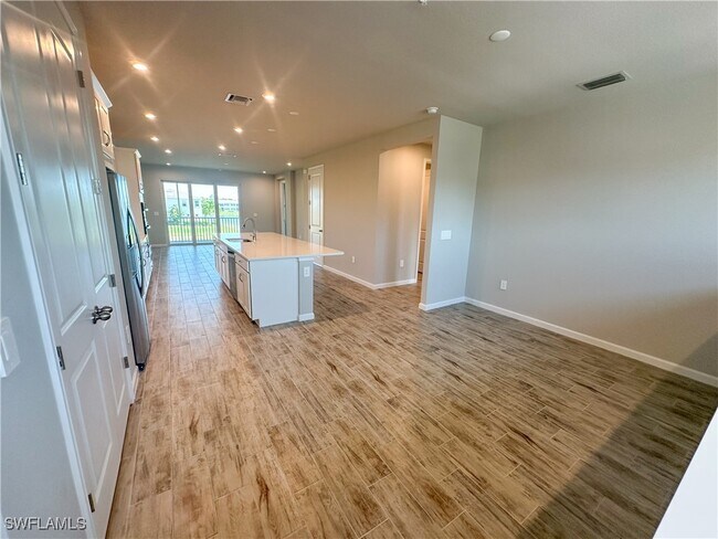 property at 4551 Arboretum Cir