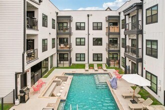 3101 Govalle Ave in Austin, TX - Building Photo - Building Photo