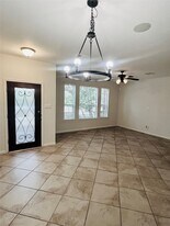 133 E Montfair Blvd in Spring, TX - Building Photo