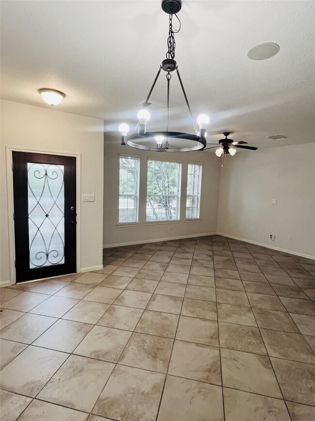 property at 133 E Montfair Blvd