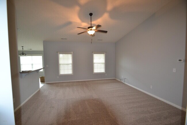 1218 Royal Ave in La Grange, KY - Building Photo - Building Photo