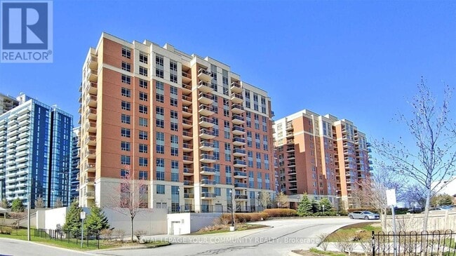 property at 75-475 King William Crescent