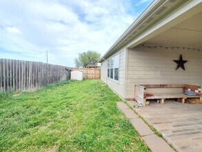 555 Planters Pass in Schertz, TX - Building Photo - Building Photo