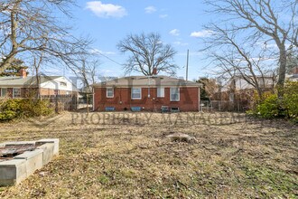 363 N Woodlawn Blvd in Wichita, KS - Building Photo - Building Photo