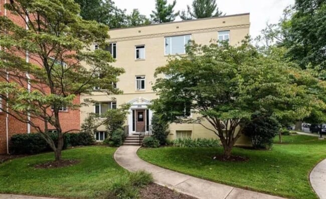 property at 10410 Montrose Ave