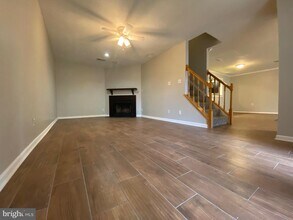 12625 Kempston Ln in Woodbridge, VA - Building Photo - Building Photo