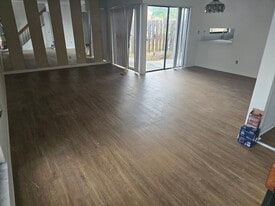 640 SE 12th Ct in Cape Coral, FL - Building Photo