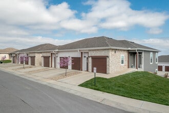 West End Apartments in Lawrence, KS - Building Photo - Building Photo