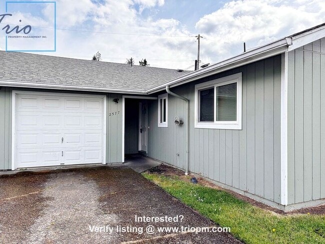 2577 L St in Springfield, OR - Building Photo - Building Photo