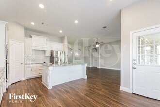 1124 Broken Wheel Tr in Aubrey, TX - Building Photo - Building Photo