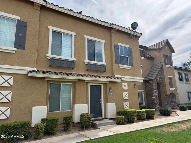 104 W Laurel Ct in Gilbert, AZ - Building Photo - Building Photo