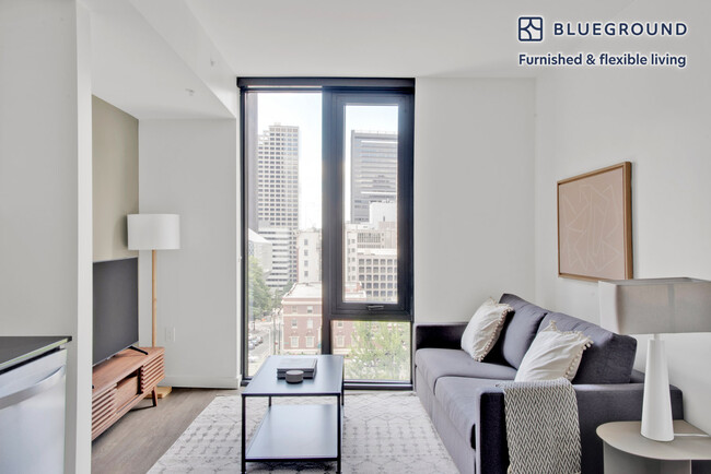 702 Spring St-Unit -FL7-ID451 in Seattle, WA - Building Photo - Building Photo