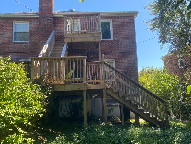 5212 Hillburn Ave, Unit 2nd Floor in Baltimore, MD - Building Photo - Building Photo