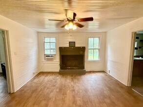 1608 NC-87 in Elon, NC - Building Photo - Building Photo