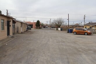 8907 Old County Dr in El Paso, TX - Building Photo - Building Photo