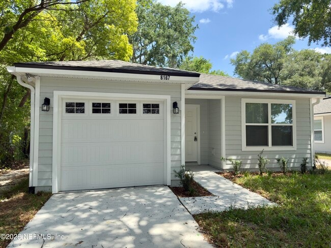 8167 Firetower Rd in Jacksonville, FL - Building Photo - Building Photo