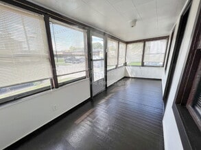 230 Creve Coeur St in La Salle, IL - Building Photo - Building Photo